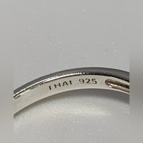 Silpada Sterling Silver & CZ 11.5mm Cross Ring Size 7.5 - Picture 5 of 13